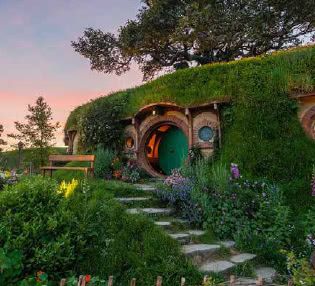 hobbiton-movie-set-mata mata-bay of plenty - pacific coast lodge and backpackers