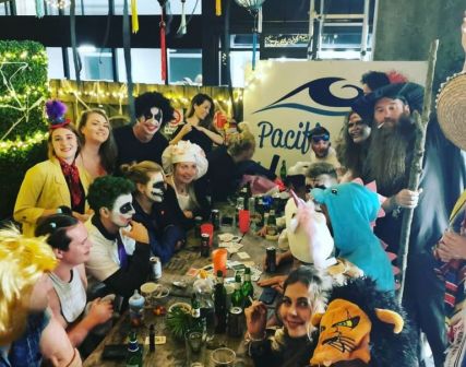 halloween-party-pacific-coast-lodge-backpackers-mount-maunganui-tauranga-resized.jpg